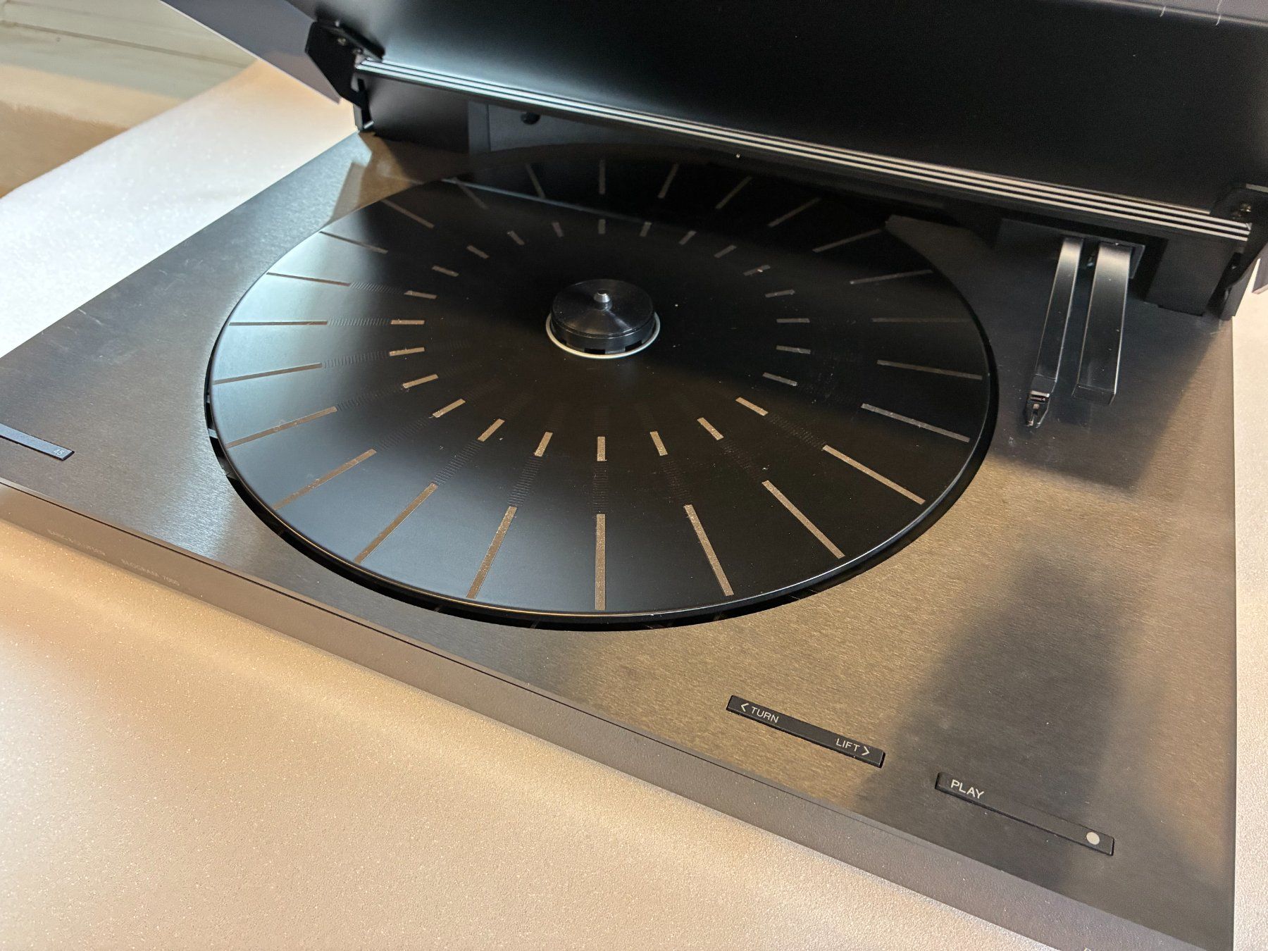 Bang & Olufsen Giradischi: Bang & Olufsen BeoGram 7000 – Usato da Epalinges venduto da Cchristiant 2