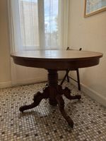 Antiker Tisch Nussbaum oval 108x78cm