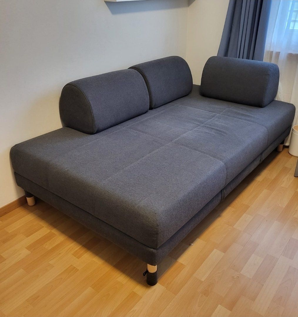 Ikea Divani: IKEA FRIHETEN / FLATTEBO Bettsofa – Usato da Derendingen venduto da man_6jqm