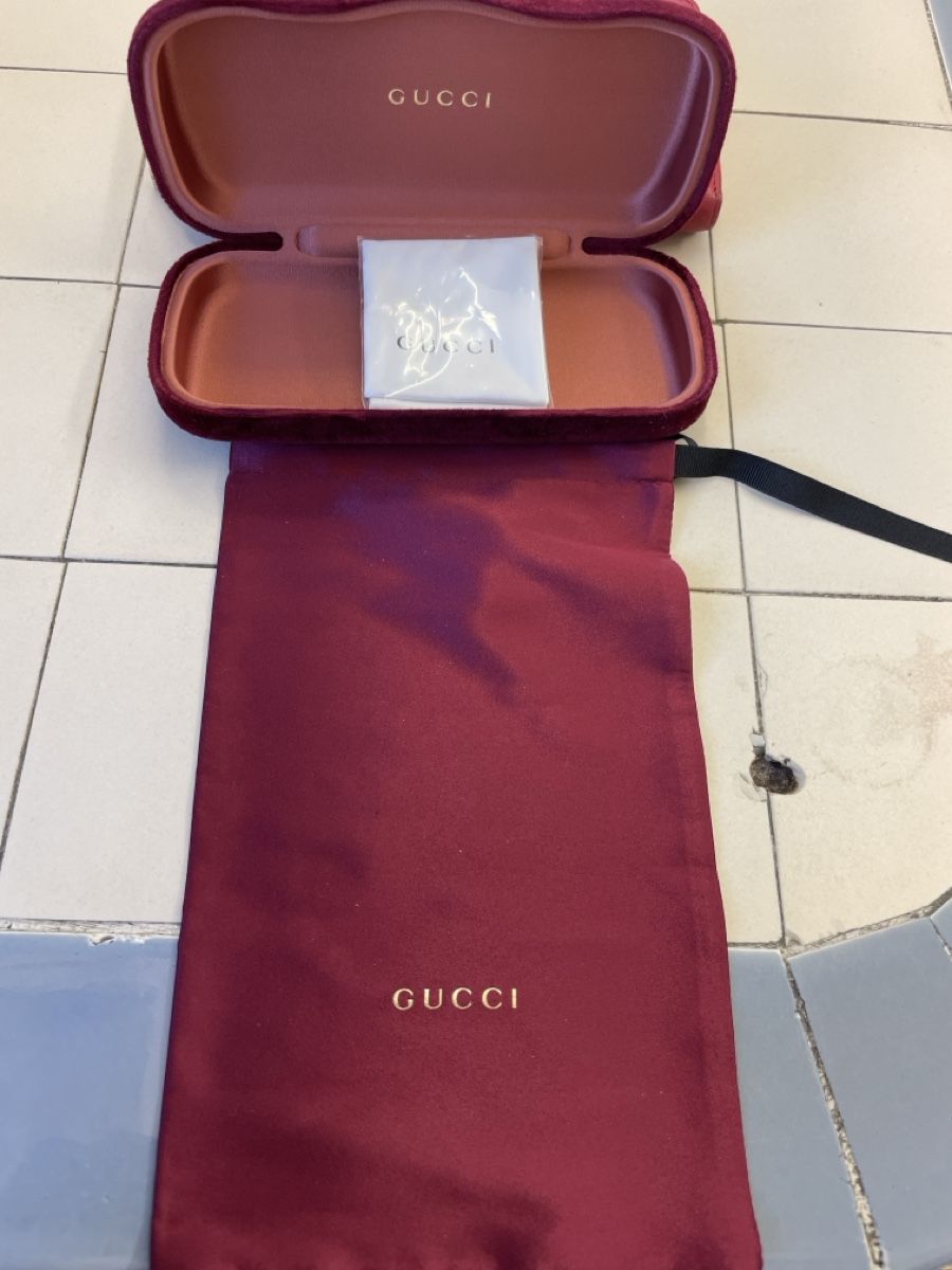 Gucci Altro in  Abbigliamento & Accessori: Custodia originale Gucci – Nuovo (secondo la descrizione) da Cagiallo venduto da Misschiacci-