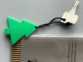 NEU Alu-Tannenbaum Anhänger Schlüsselanhänger Weihnachten