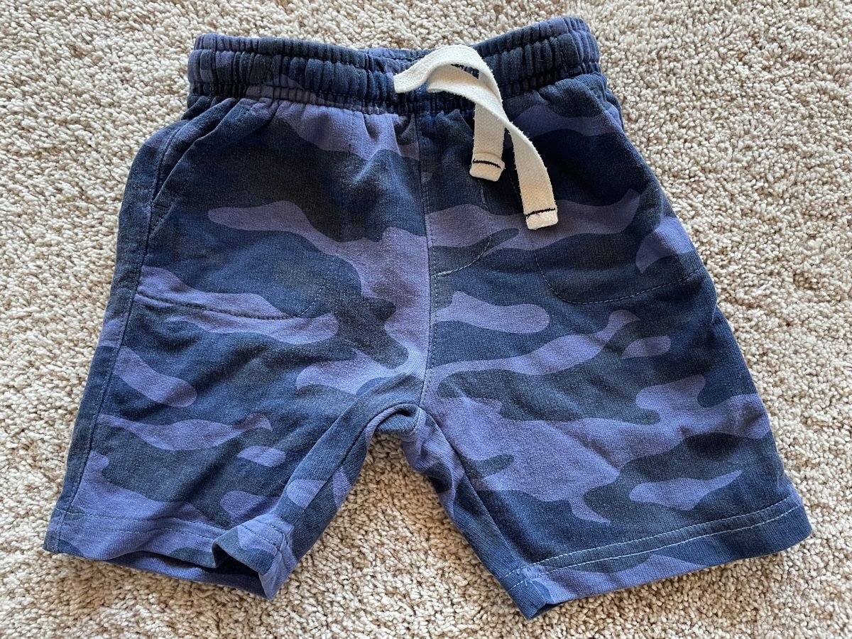 Carter's Pantaloni: Purple Militär  – Usato da Herisau venduto da Ciaoschein