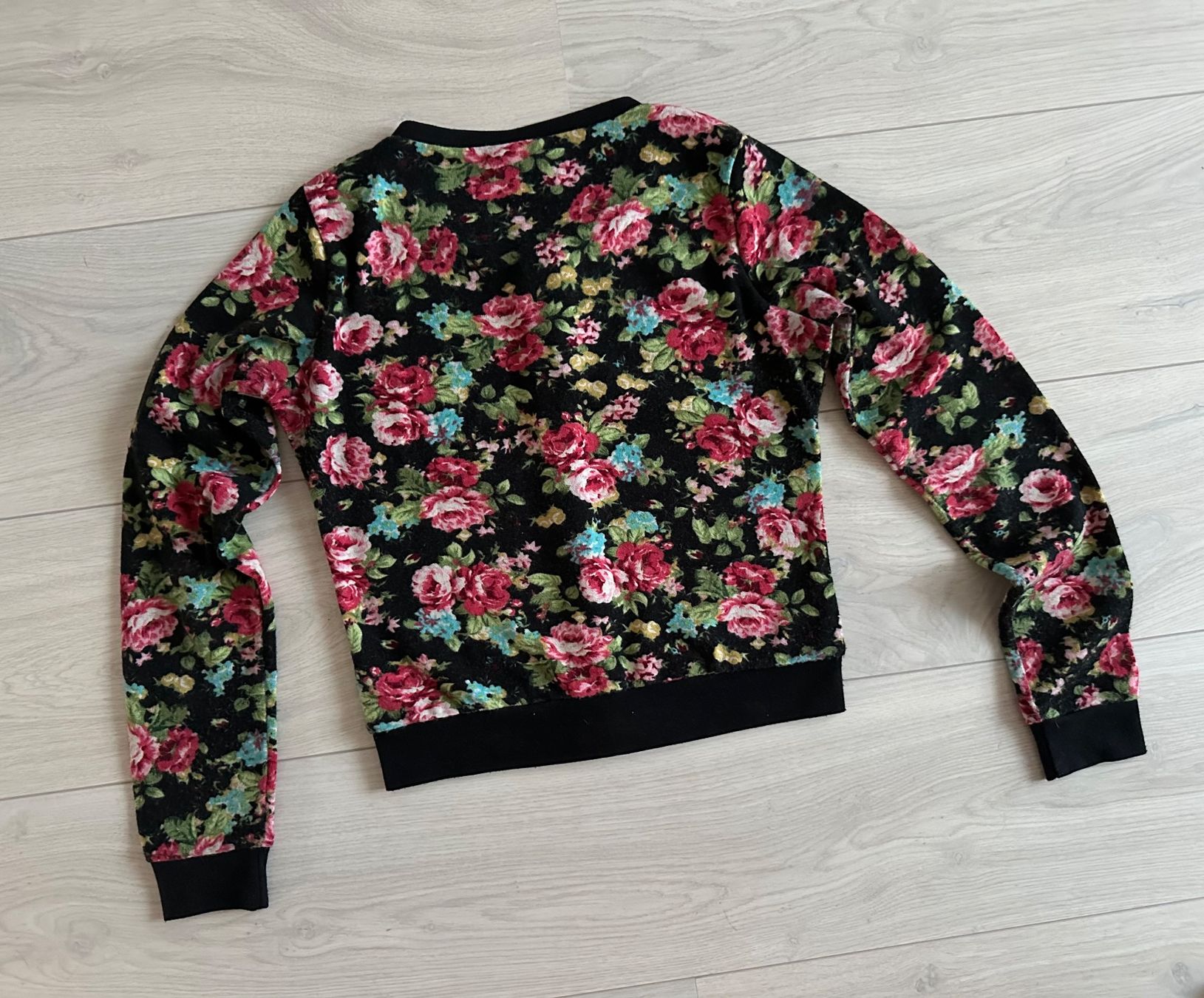 Gilet & Giacche senza maniche: Cardigan à fleurs, Banned – Nuovo (secondo la descrizione) da La Neuveville venduto da flodocha 5