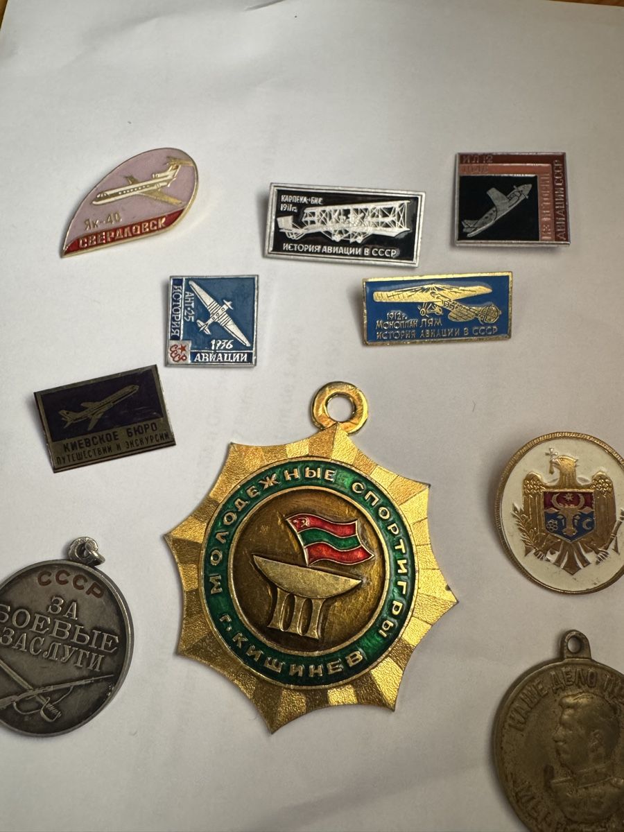Médailles: Lot soviétiques - Collection histoire USSR – D'occasion à Vésenaz par Angela.C3 3