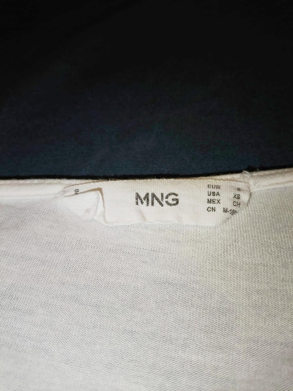 Mango T-shirt: T-shirt donna Mango – Nuovo (secondo la descrizione) da Pregassona venduto da tec_gdd7 2