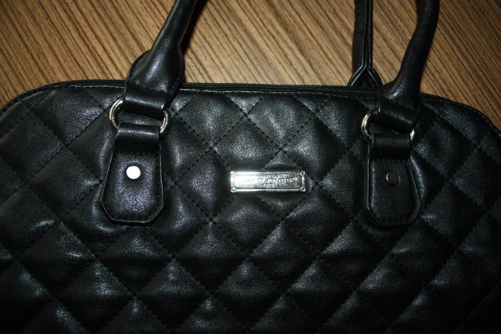 Borse da donna: Handtasche DAVID JONES gesteppt schwarz – Difettoso da Flüelen venduto da DiversicumAccessoire 2
