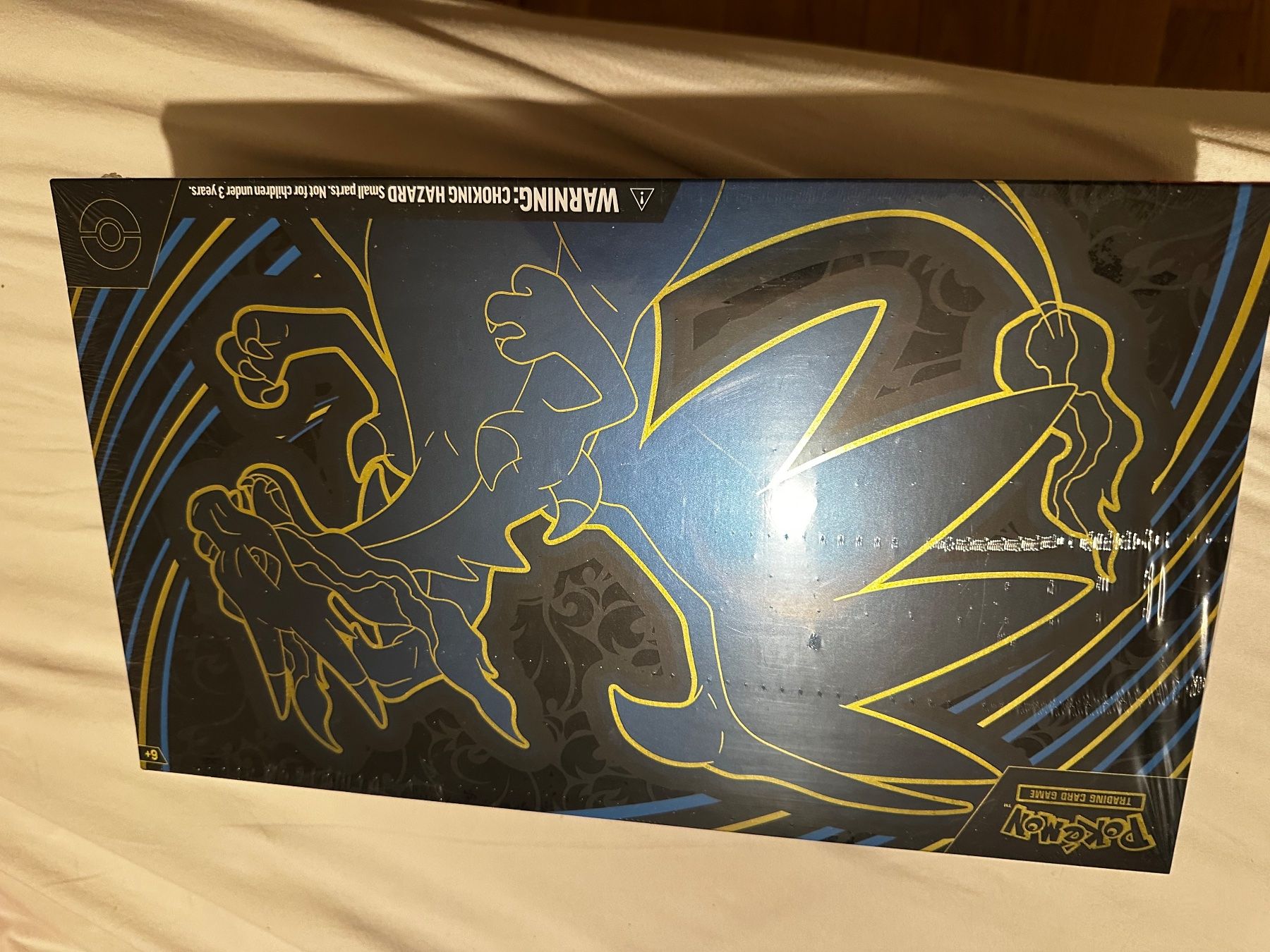 Pokémon Cartes à collectionner: Pokemon Charizard UPC – Neuf avec emballage d'origine à Ebikon par Mi25 4