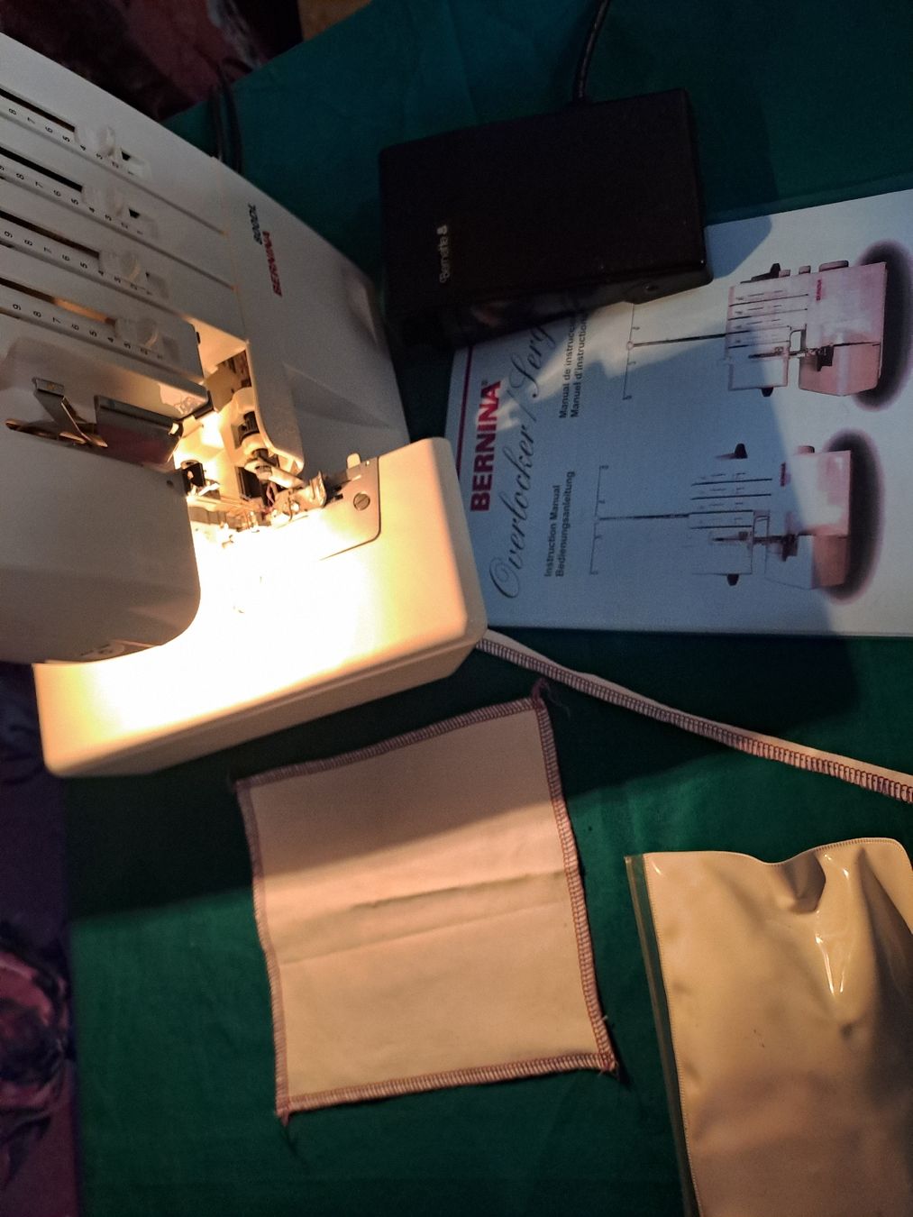 Bernina Nähmaschinen: Bernina Overlock 800DL – Gebraucht aus Belp von amalija 6