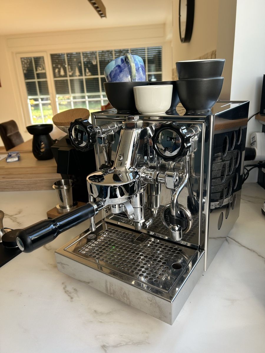 Rocket Macchine per caffè & Macchine per espresso: Rocket Apartamento Siebträgermaschine – Usato da Biel-Benken BL venduto da dodll