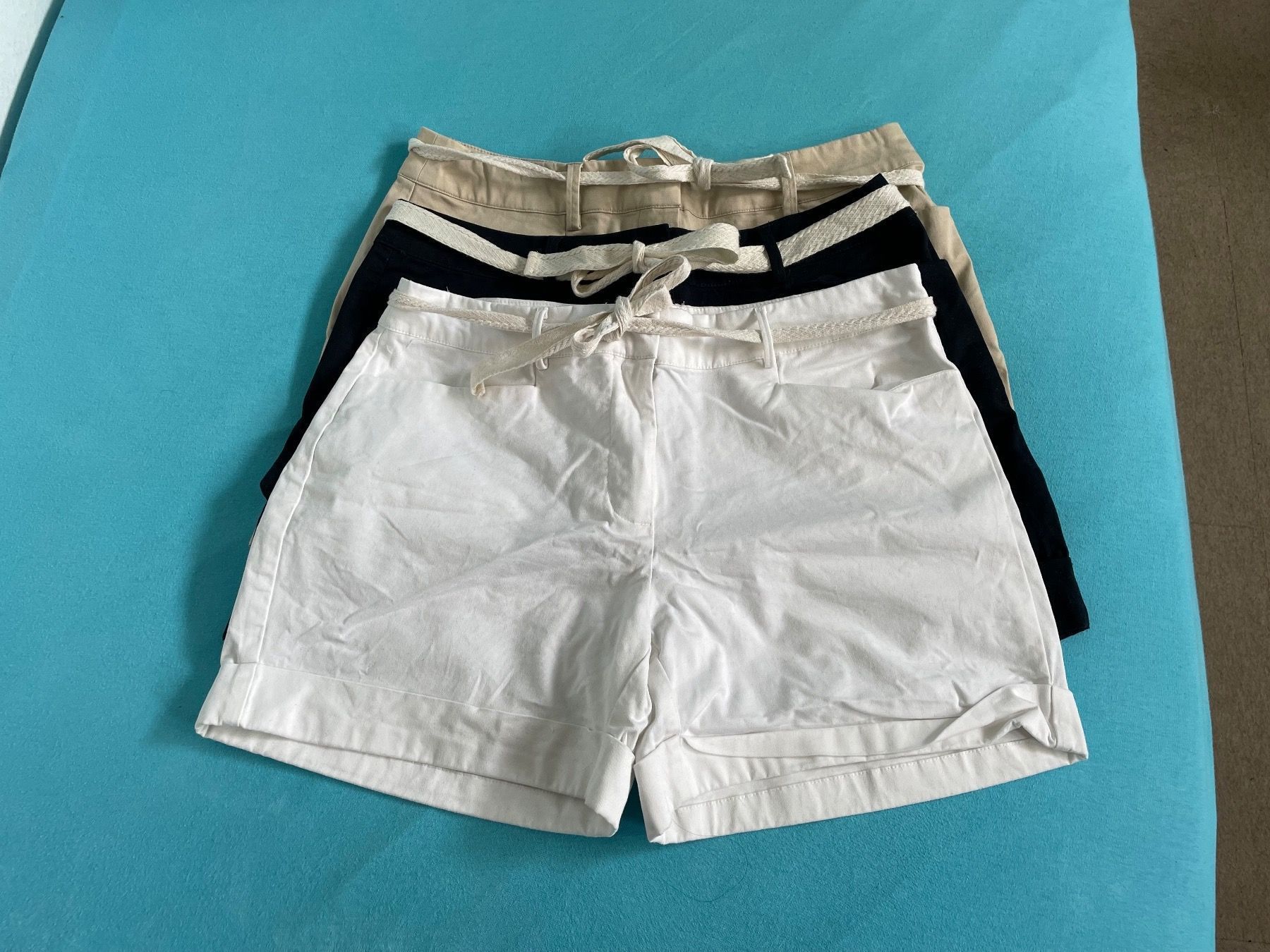 Mango Pantaloni: Mango Shorts 3Stk. – Usato da Basel venduto da Robyn20