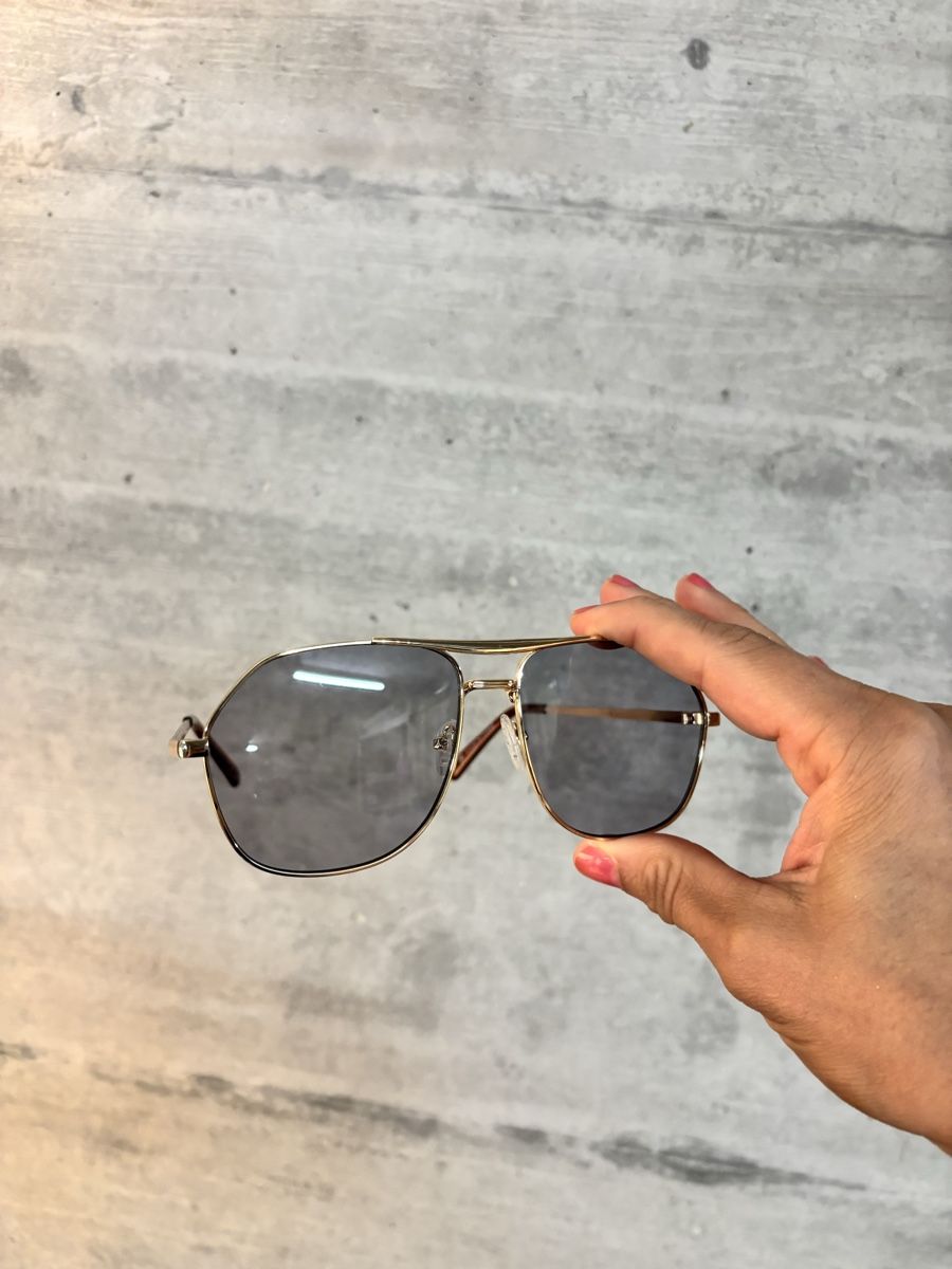 Zara Brillen & Gläser: Zara Sonnenbrille – Gebraucht aus St. Gallen von heartbug 2