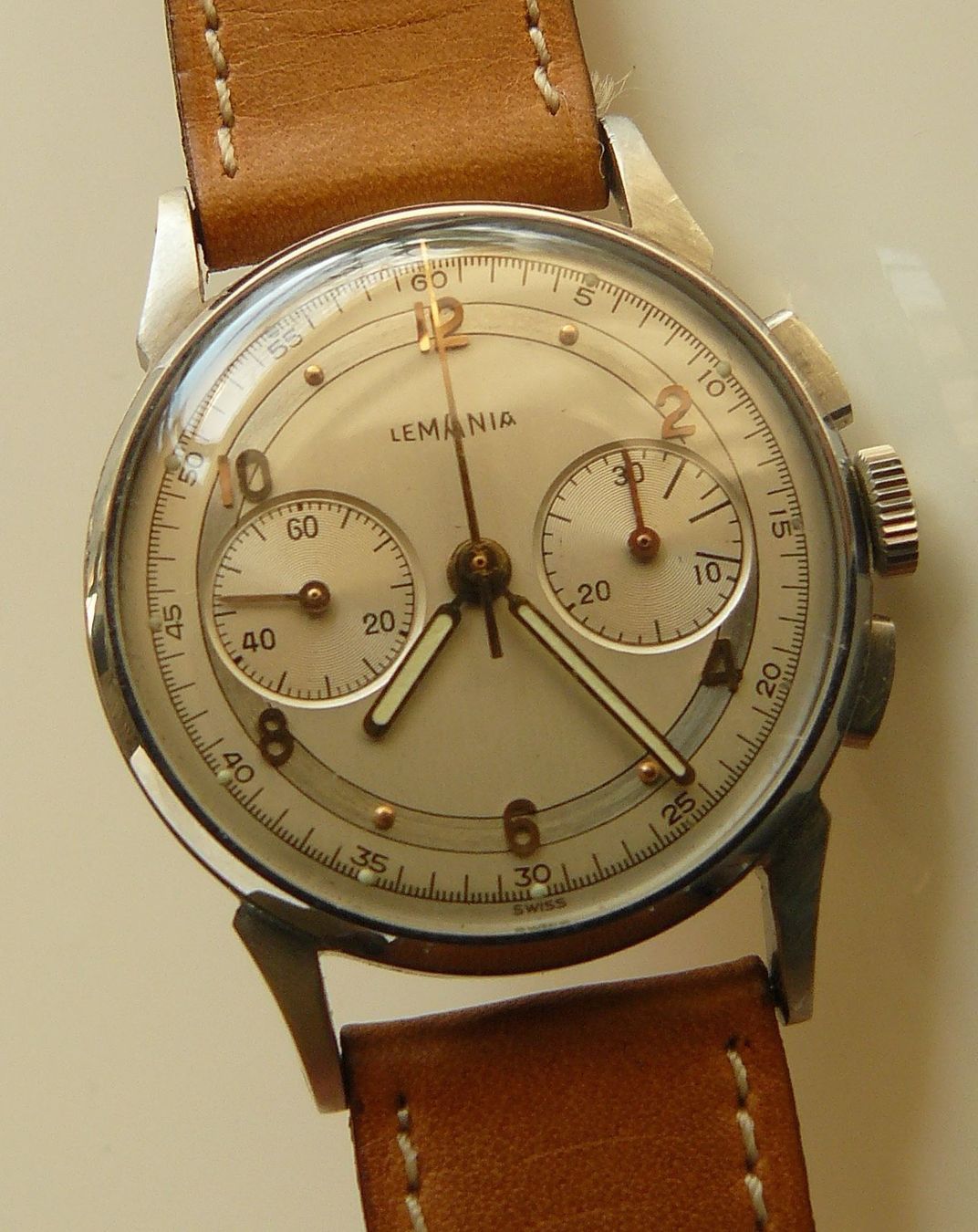 Lemania Uhren: LEMANIA Chrono Cal 1872 - ø 32 mm 1969 - Stahl - Handaufzug – Gebraucht aus Appenzell von Zimiuno