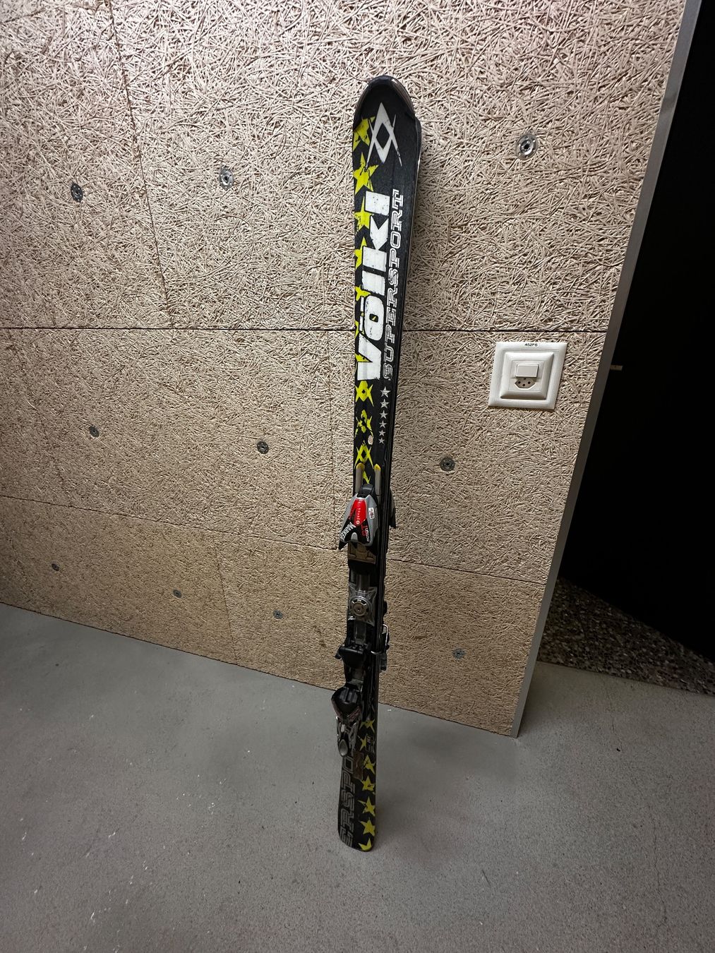 Völkl Sci: Völkl Skiausrüstung – Usato da Fahrweid venduto da sacha.c