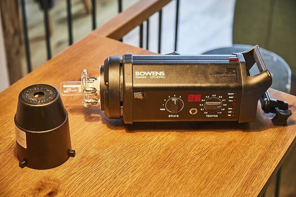 Bowens Blitze: Bowens Blitzlampenset mit Zubehör – Gebraucht aus Schalchen von Rasenrot 1