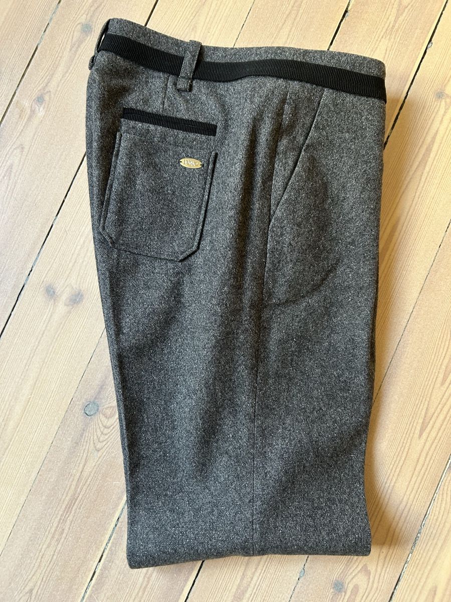 Liu Jo Pantaloni: Tweed trousers LIU-JO IT44 – Usato da Chêne-Bourg venduto da car_d88h 4