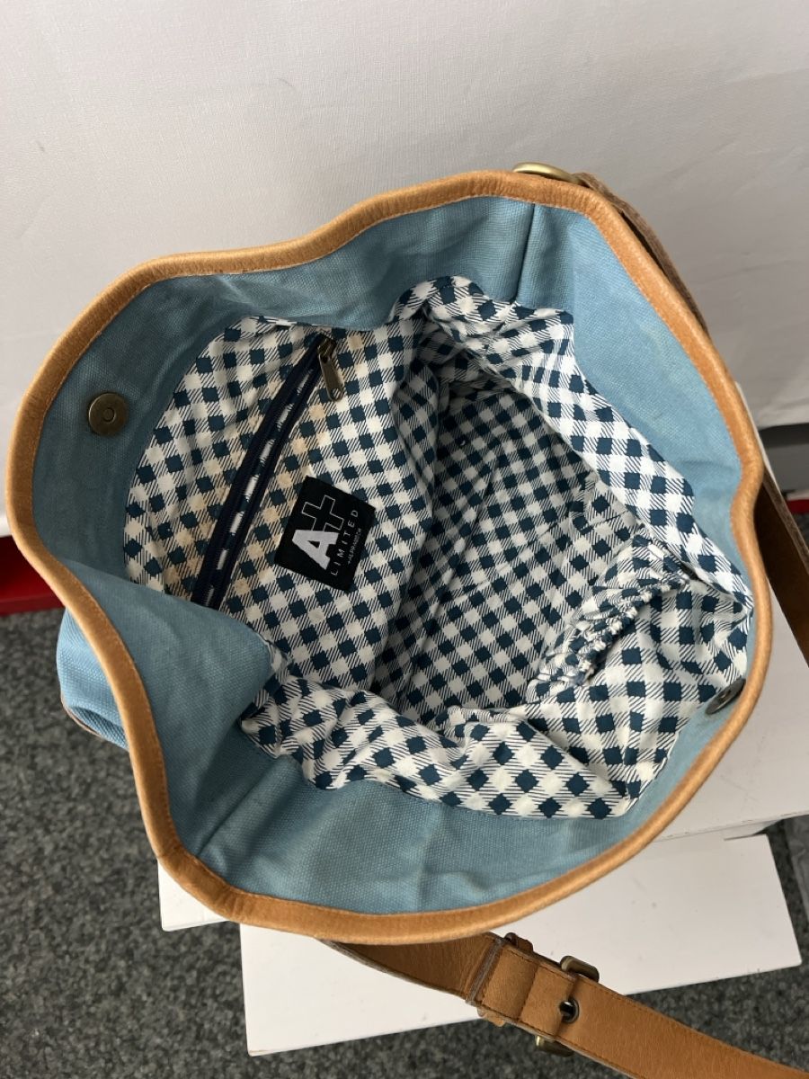 Alprausch Taschen für Damen: Alprausch Tasche Leder Stoff – Gebraucht aus Oberglatt ZH von ble_75jw 4