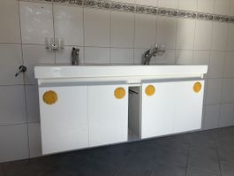 Doppelwaschbecken mit Unterschrank Weiss guter Zustand