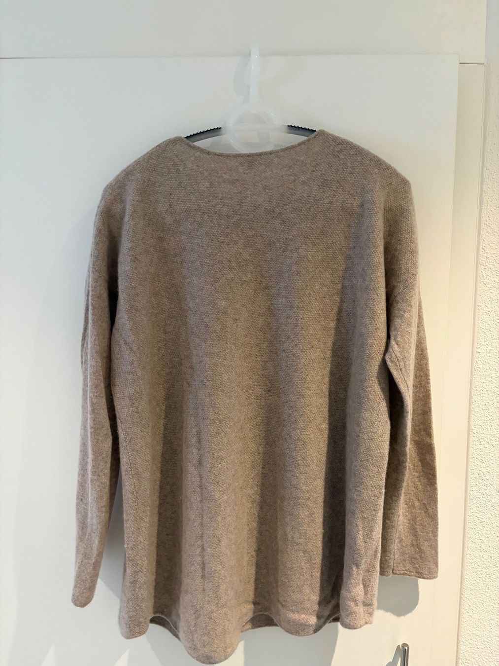 Globus Pulls & Sweat-shirts: Globus Kaschmir Pullover beige – D'occasion à Dielsdorf par Anthony111 1