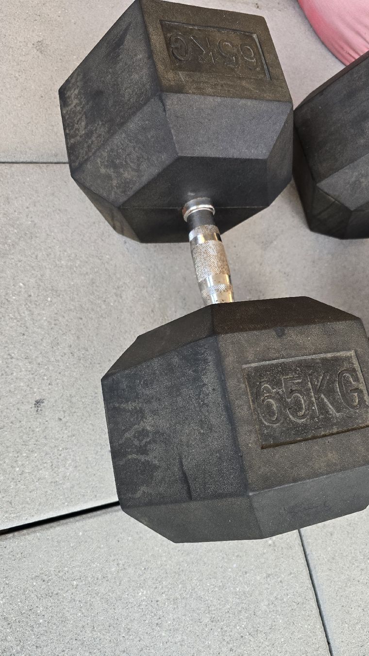 Hanteln & Gewichte: 2×65kg – Gebraucht aus Baldegg von tse_xqc5 2