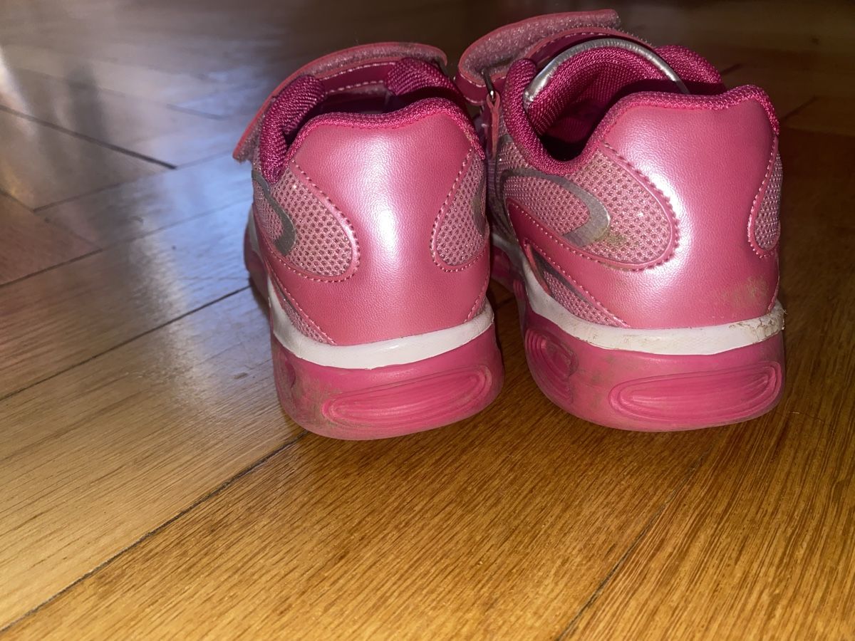 Scarpe per ragazze: Turnschuhe Gr. 27 aus Milano – Usato da Bern venduto da Elisa64 2