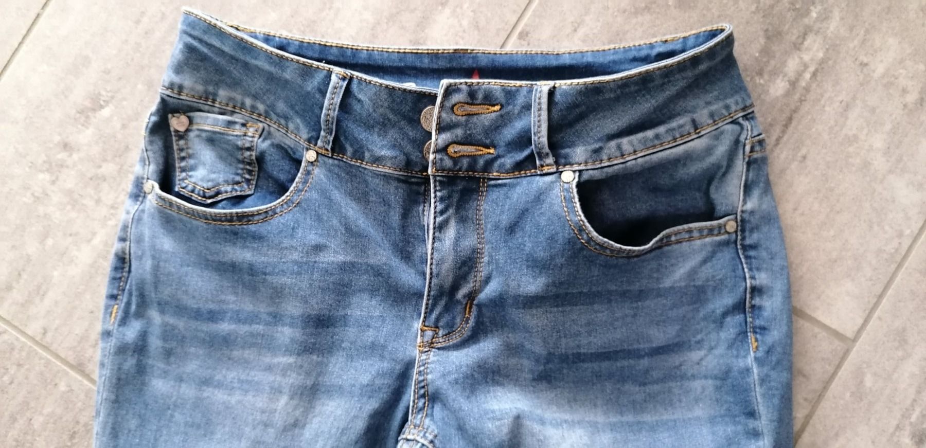 Jeans: Jeans NEU Gr. M – Nuovo (secondo la descrizione) da Entlebuch venduto da Waldschratt65 3