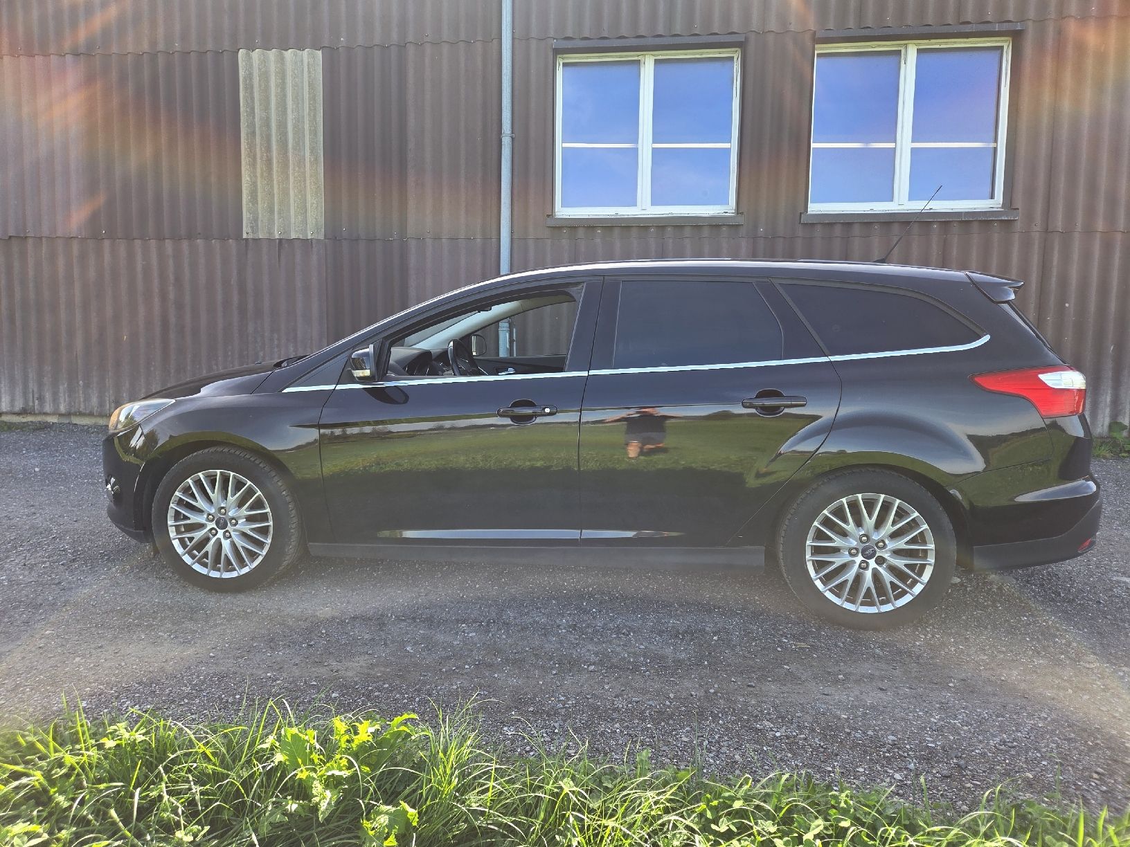 Ford Automobili: Ford Focus – Difettoso da Rickenbach b. Wil venduto da lei_2jbs 5