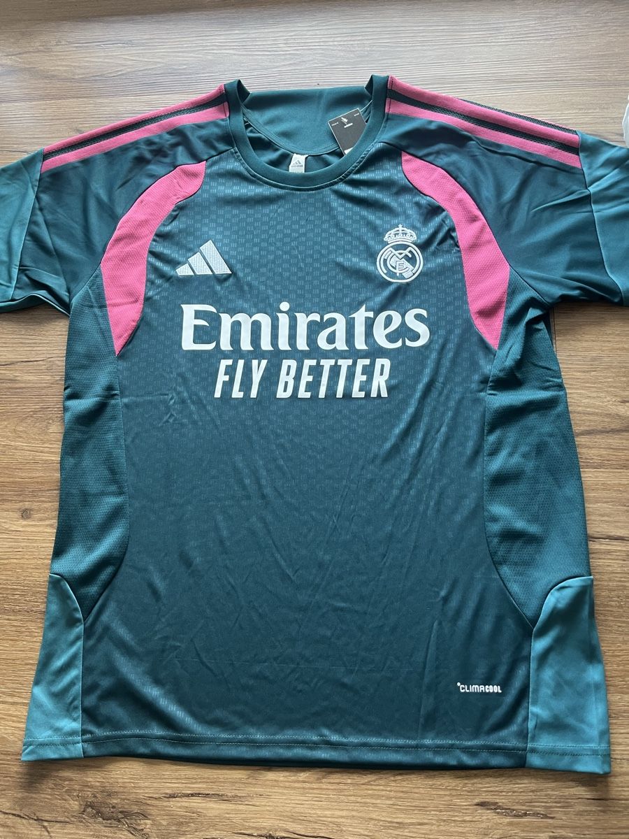 Adidas Canottiere & Pantaloni: Trainingsshirt Real Madrid 26/27 – Nuovo (secondo la descrizione) da Sursee venduto da dok_bz9b