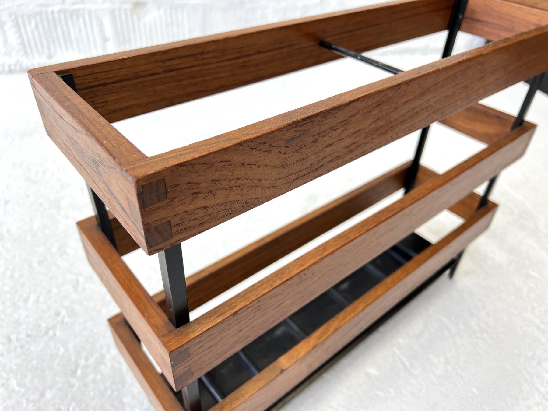 Sonstige Büroeinrichtungen: Vintage Teak - Schirmständer – Gebraucht aus Walzenhausen von stilvollwohnen 2