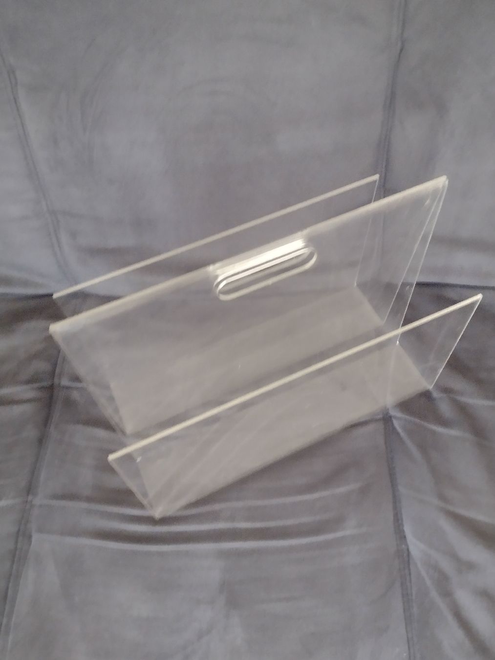 Sonstiges Zubehör: Vintage Clear Acrylic Magazine Rack – Gebraucht aus Zürich von TrainLine 3