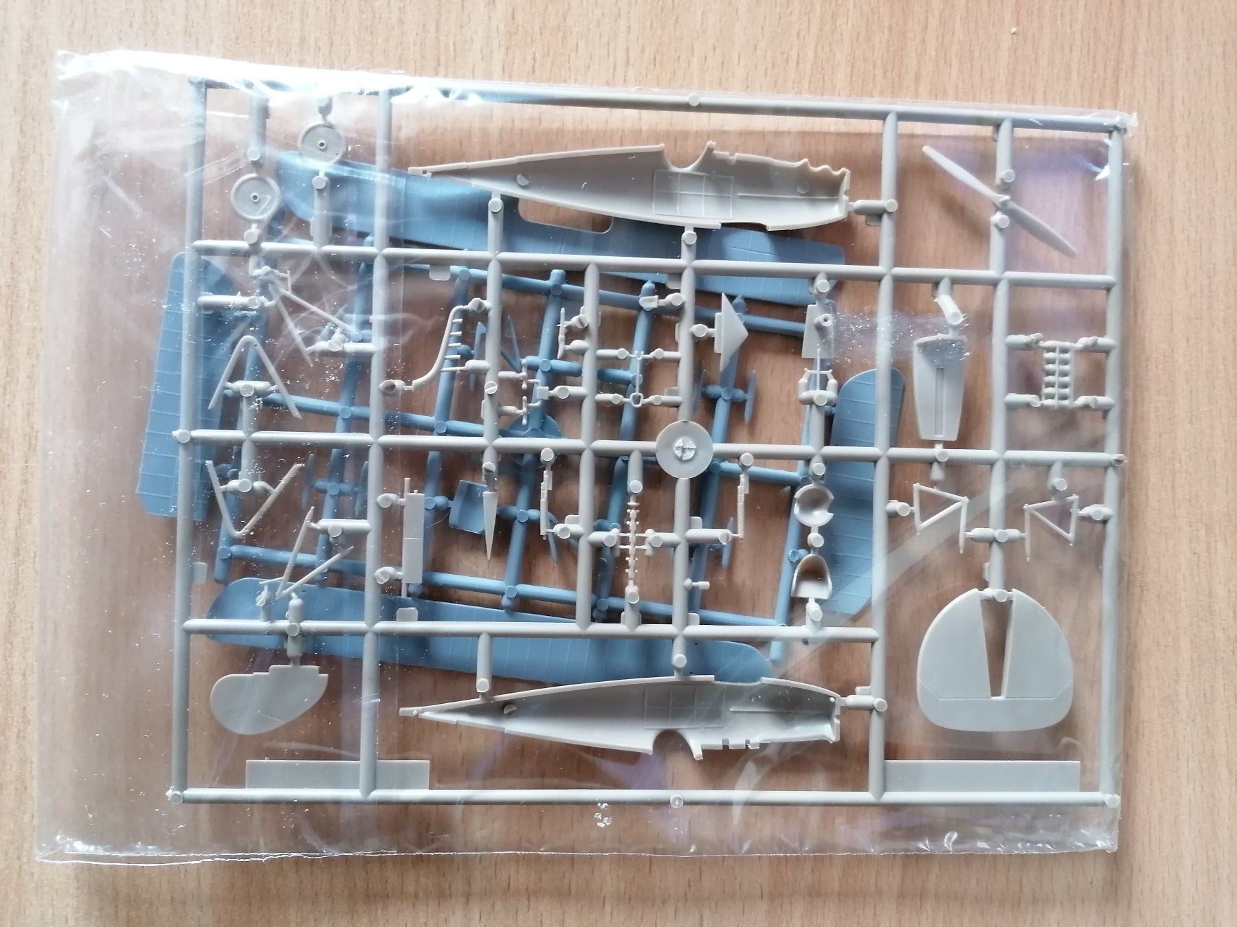 Kit di modellismo & Modellini statici: 1/72 Albatros Dr.I Elf Model 004 – Nuovo e nell'imballaggio originale da Sion venduto da mika-0926 3