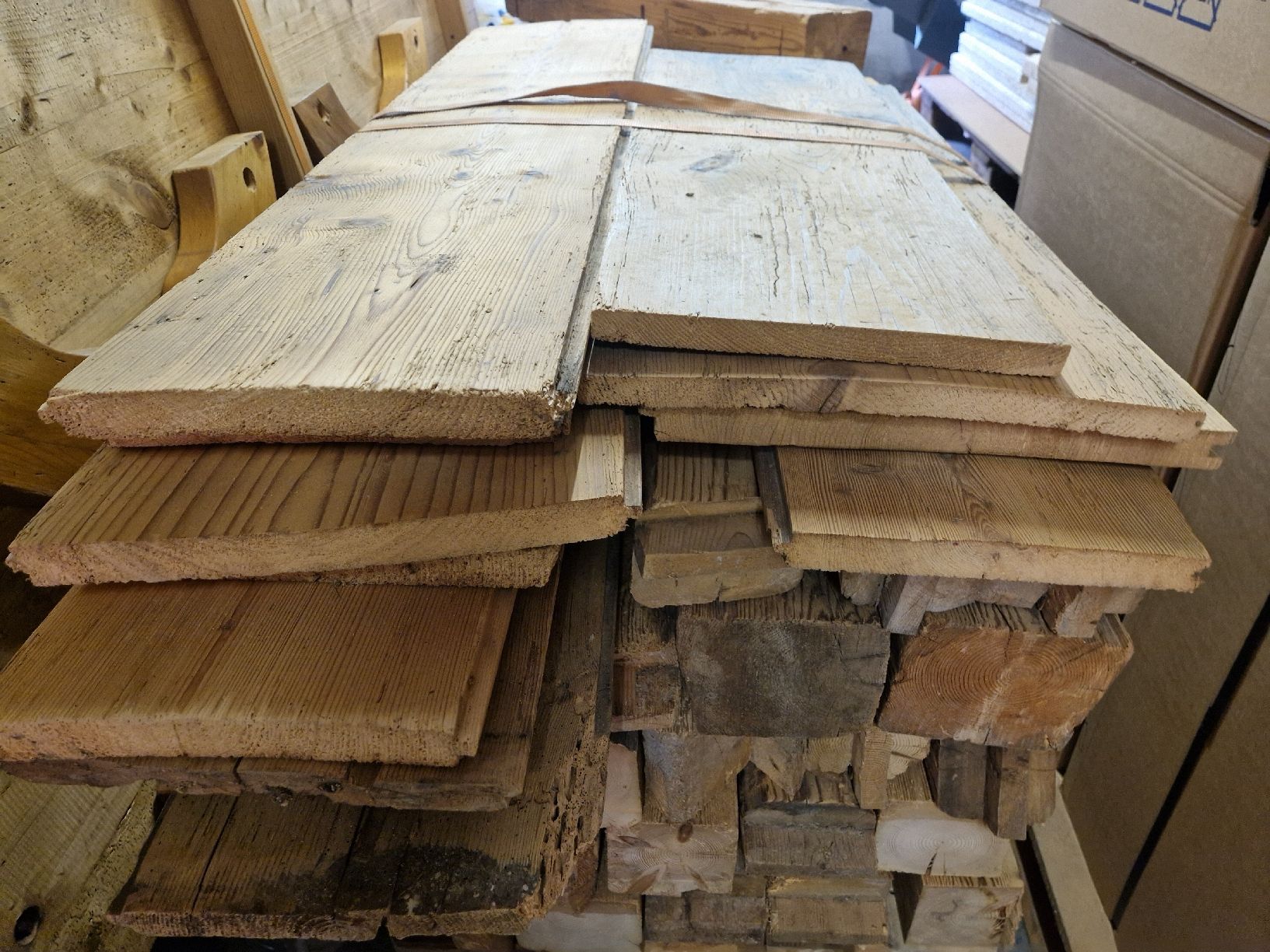 Articoli in legno: Altholz gebürstet – Usato da Fläsch venduto da janineg90 4