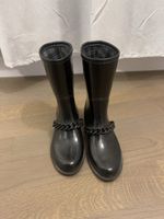 Zara schwarze Gummistiefel größe 37 Versand 9.- Fr.