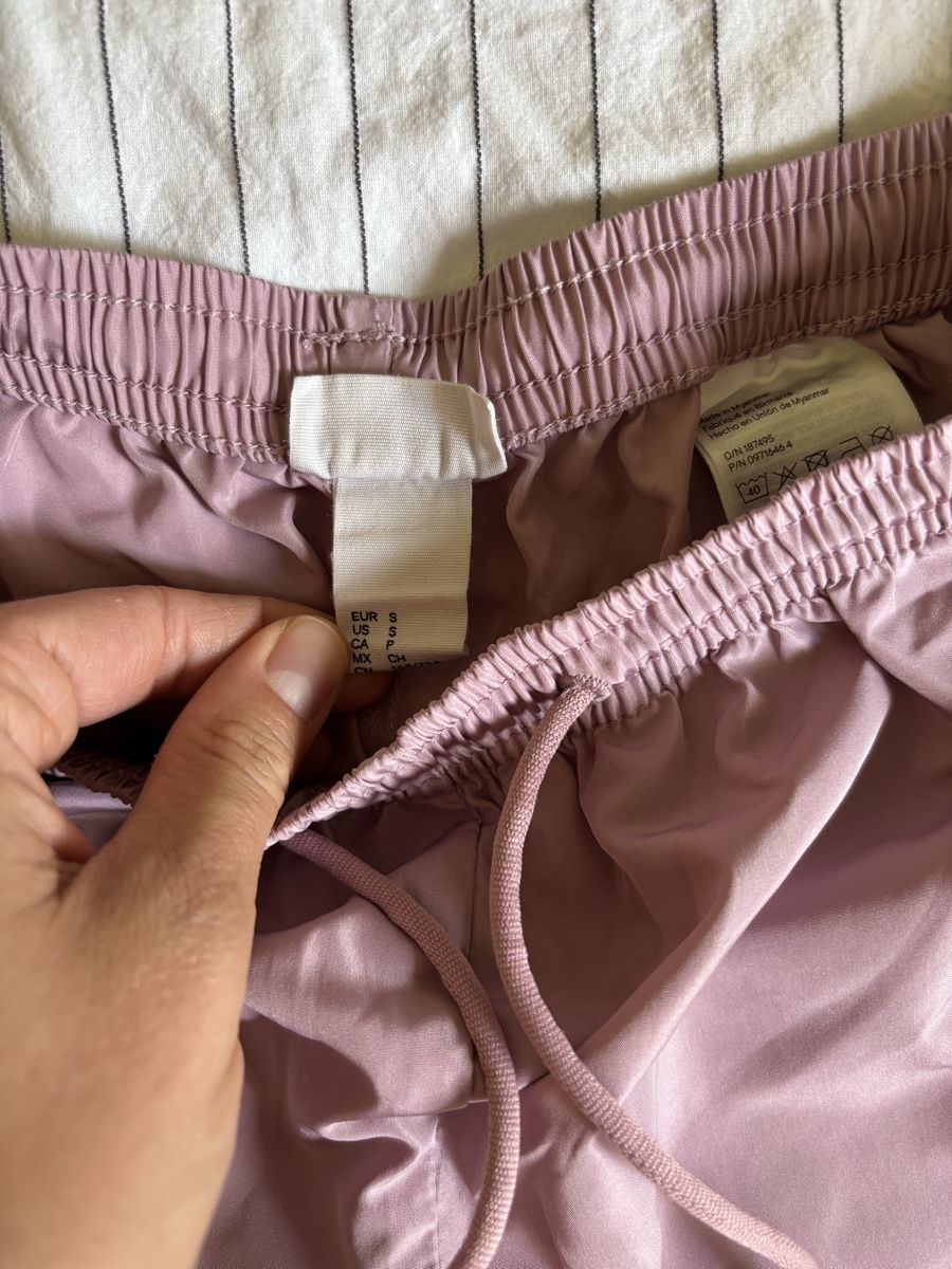 H&M Pantaloni: Summer pink female shorts H&M – Usato da Villard-sur-Chamby venduto da kamila_1024 1