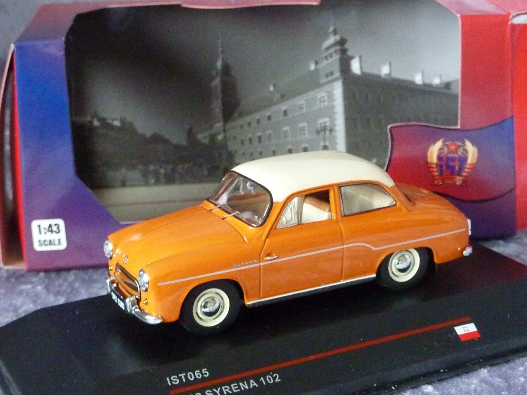 Modellini d'auto: Syrena 102 1962  1:43 – Nuovo (secondo la descrizione) da Dürrenäsch venduto da modellautos4you