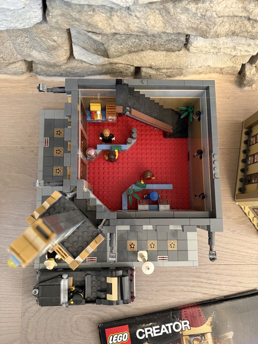 Lego Giocattoli: Lego Palace Kino - 10232 – Nuovo (secondo la descrizione) da Meggen venduto da lin_p9xn 4