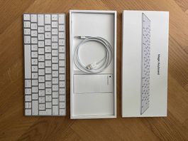 Apple Keyboard