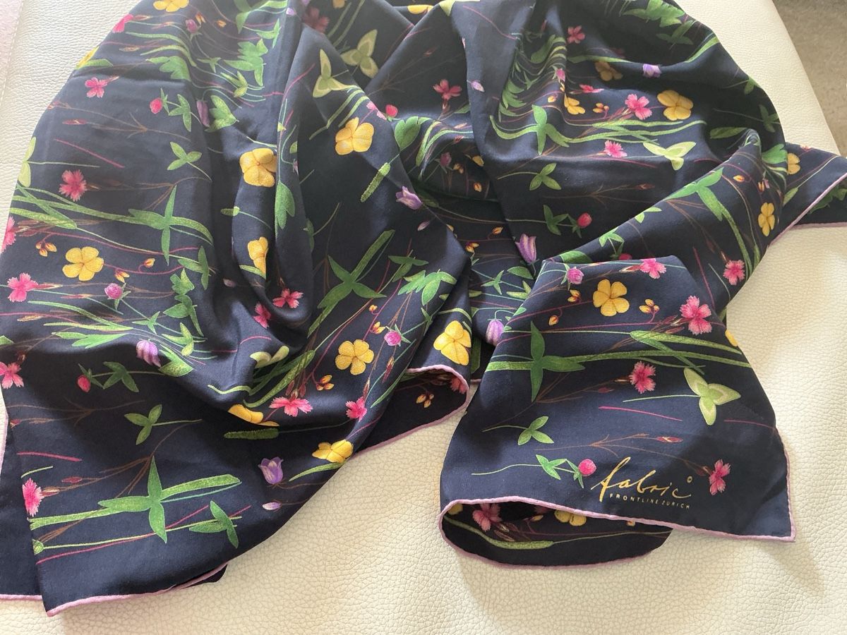 Fabric Frontline Foulards, Tücher & Schals: Fabric Frontline Seide Foulard   – Gebraucht aus Wettingen von Andres54 5