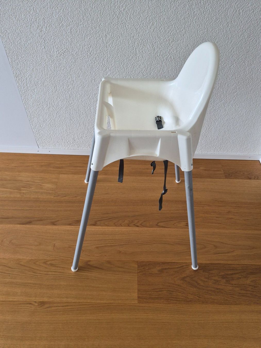 Hochstühle: KInderstuhl – Gebraucht aus Kestenholz von kirchbann 1