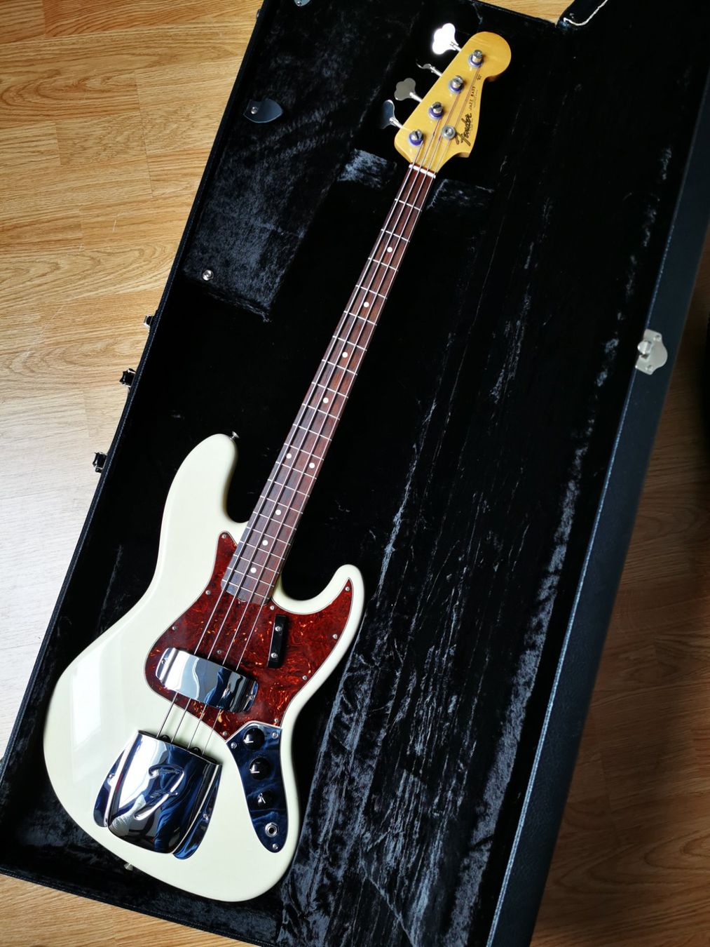 Strumenti musicali: Fender Jazz 64 NOS Custom Shop – Usato da La Chaux-de-Fonds venduto da smkelly