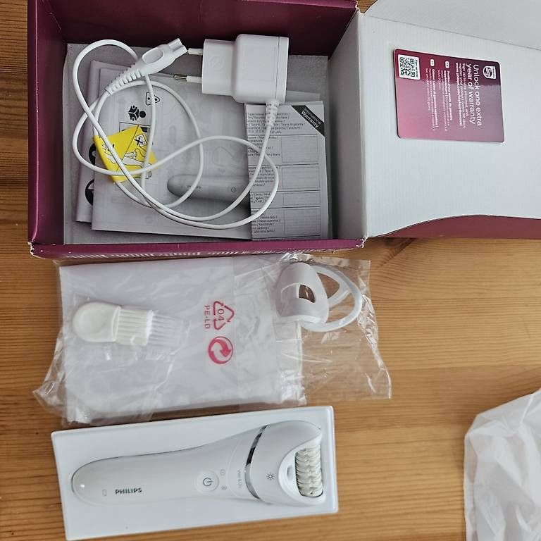 Epilateurs: Philips Epilator 8000 Wet & Dry – D'occasion à Walterswil SO par NiKi_3 3