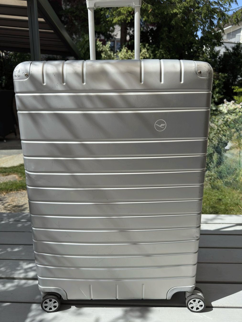 Reisekoffer: Lufthansa Aluminium Collection Koffer L, Silber – Gebraucht aus Thalwil von staublee