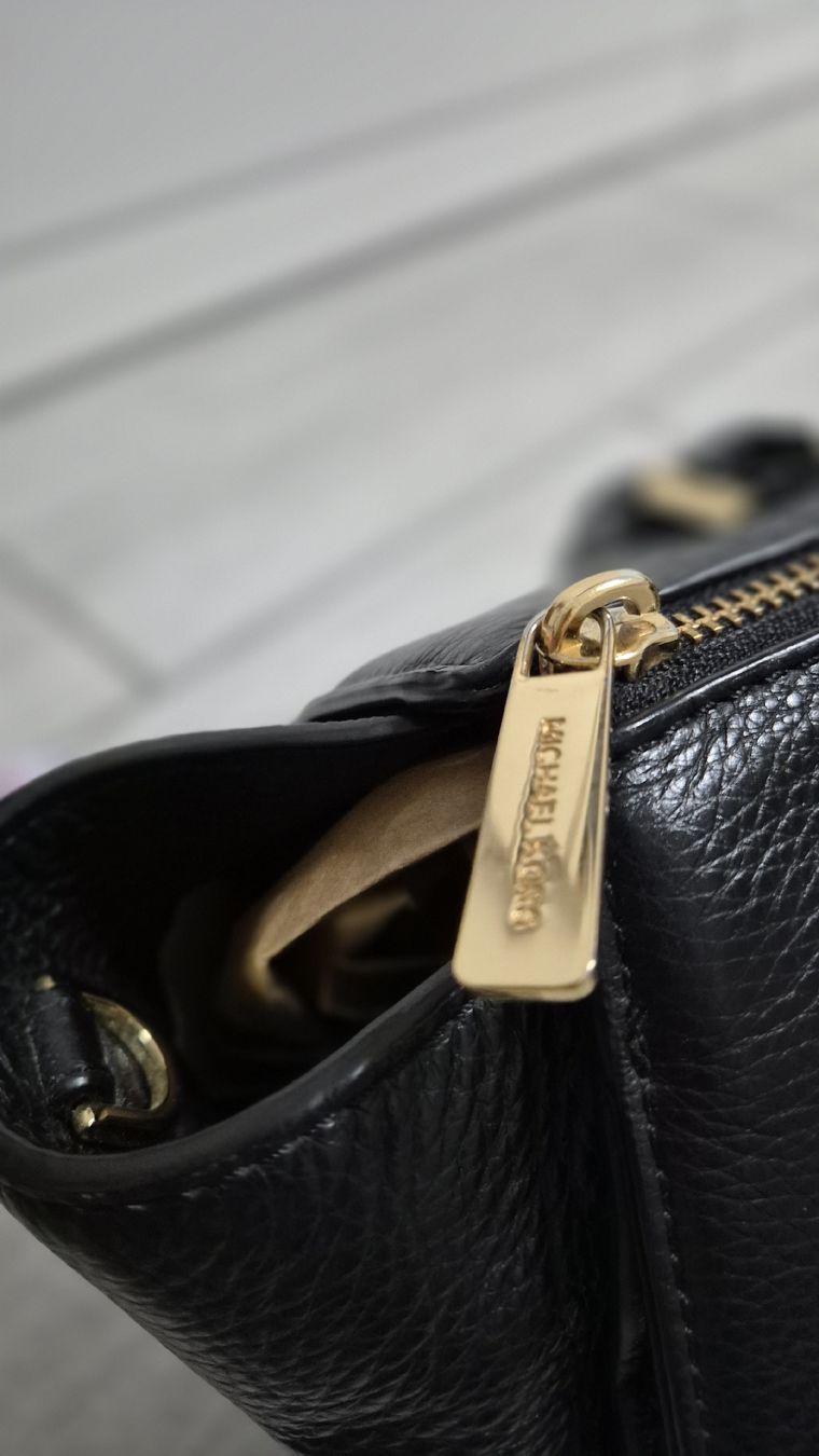 Michael Kors Borse da donna: Borsa Michael Kors nera, come nuova! Elegante e pratica. – Nuovo (secondo la descrizione) da Riazzino venduto da RagusaM 3