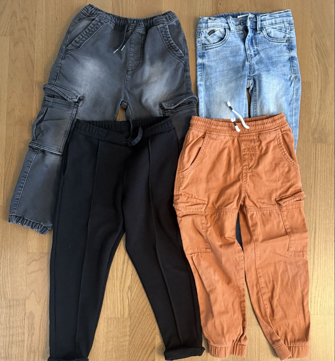 H&M Pantaloni: Hosen Jungen Paket  – Usato da Cham venduto da JLo87