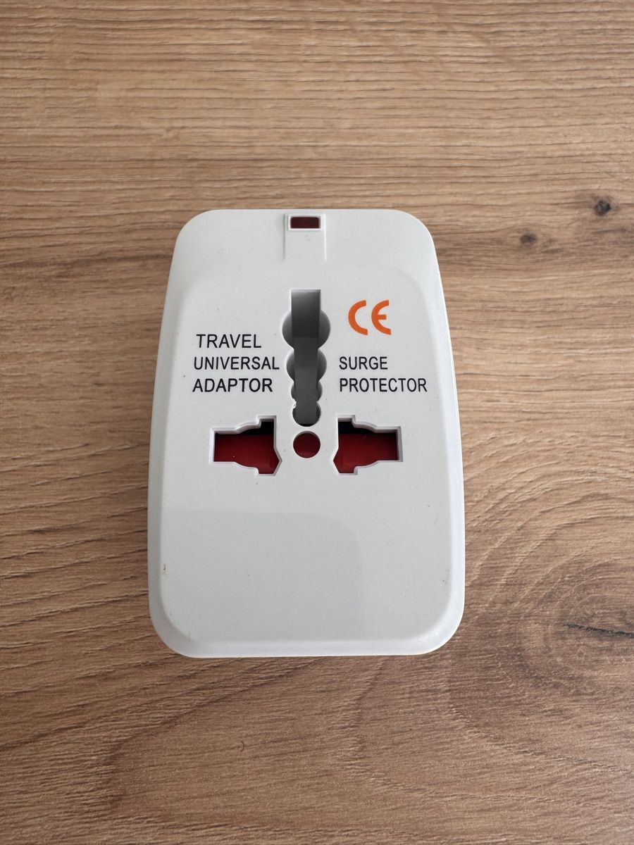 Unità & Adattatore: Universal Travel Adapter weiss – Usato da Niederbipp venduto da Bidhub