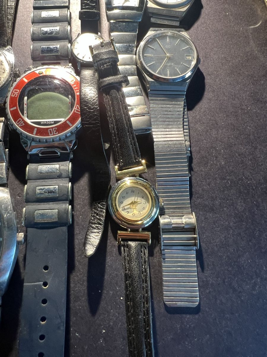 Orologi: Uhren für Bastler – Usato da Laufen venduto da groove60 4