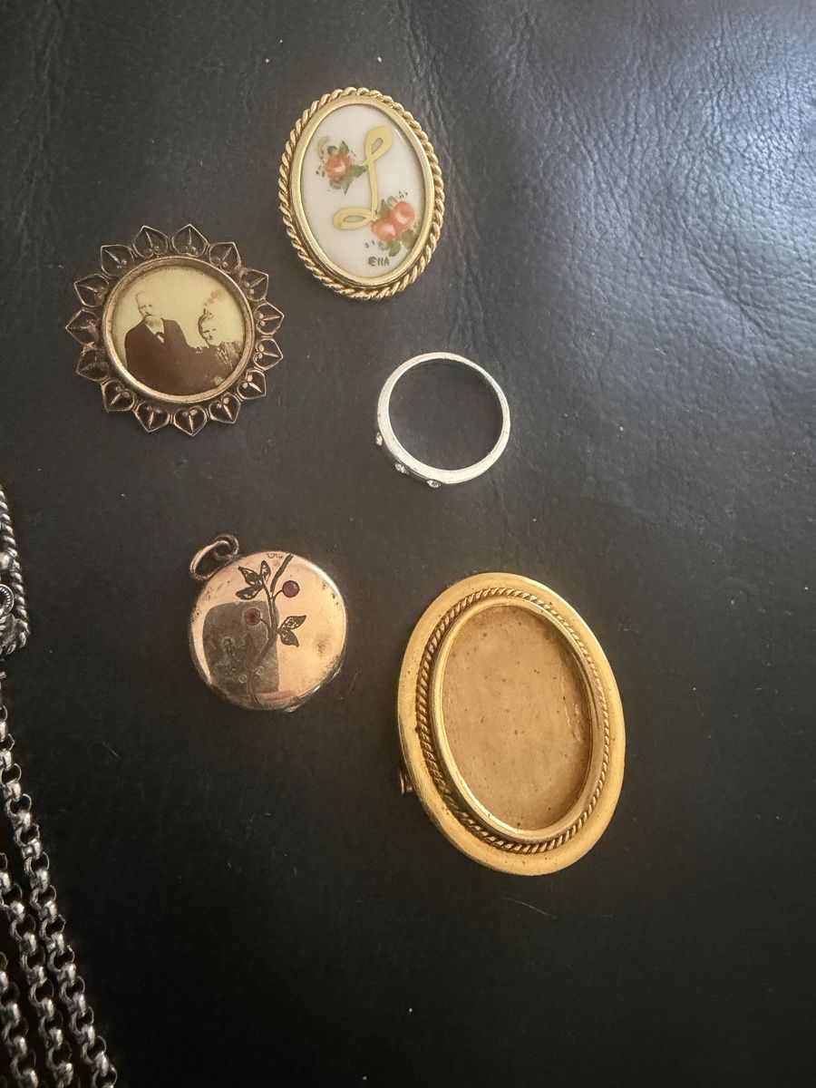 Altri gioielli: Schmuck  – Usato da Baden venduto da noli.r 1