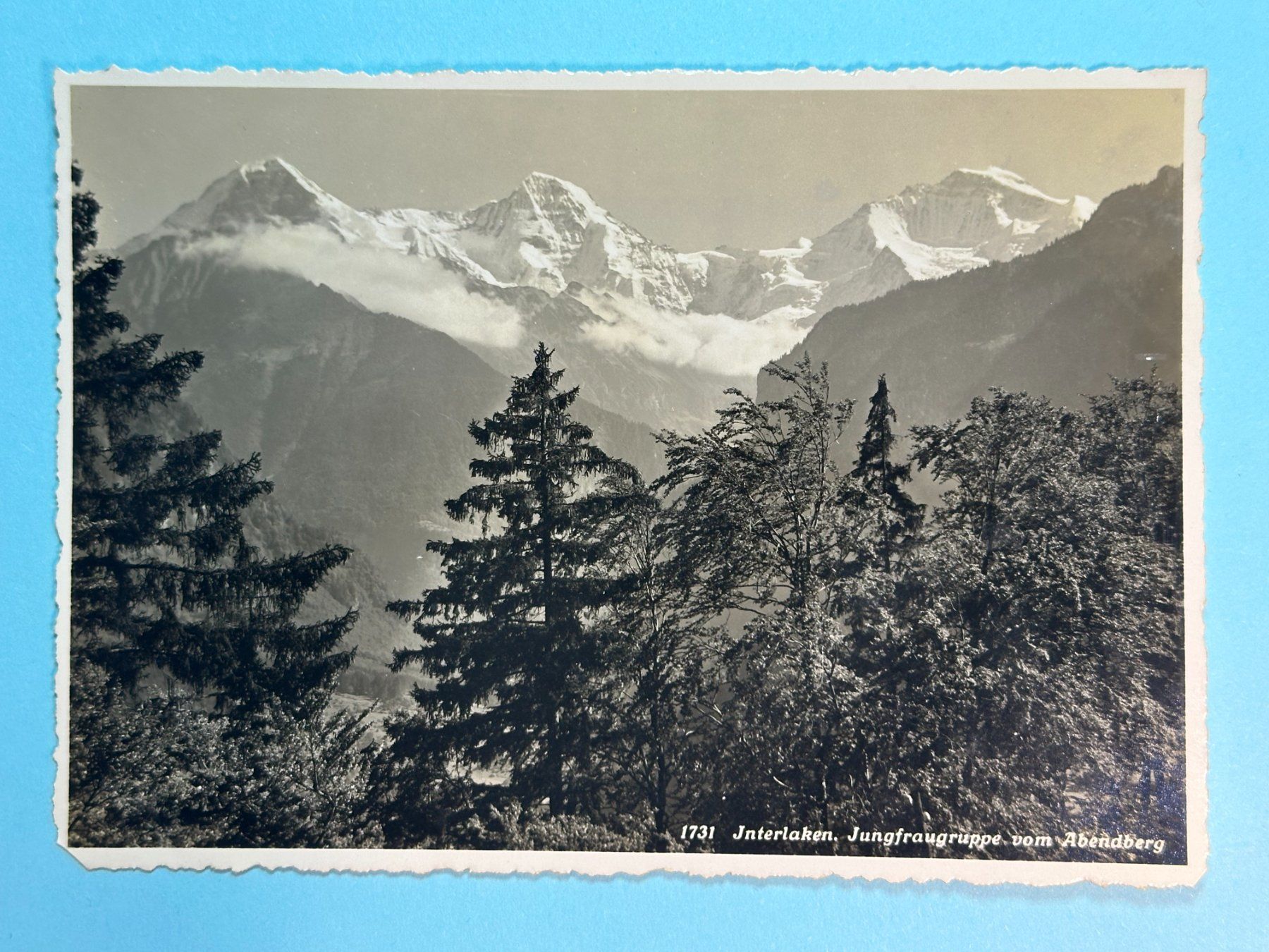 Cartoline postali: Interlaken, Jungfraugruppe vom Abendberg – Usato da Steg VS venduto da danwer74
