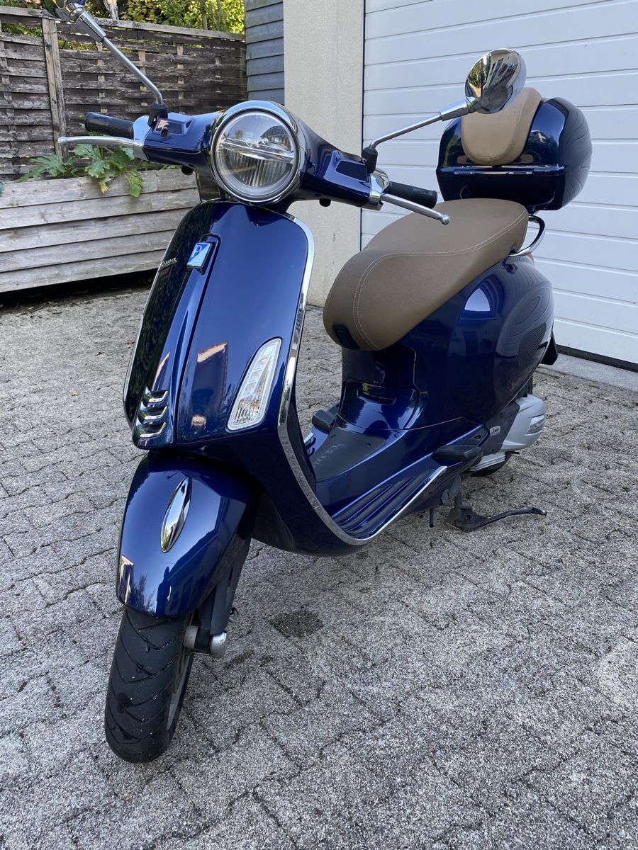 Vespa Scooter: Vespa Primavera 125, Top Zustand – Usato da Unterentfelden venduto da oeschi5035 1