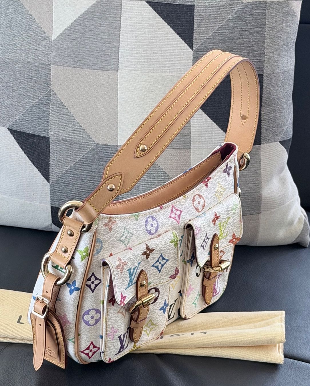 Louis Vuitton Borse da donna: Louis Vuitton Lodge PM – Usato da Reinach AG venduto da BisMad3 4