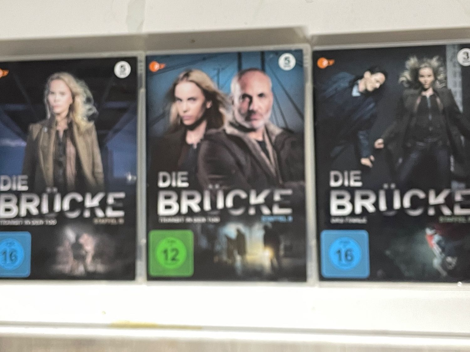 Alle DVDs: Die Brücke 2-4 – Gebraucht aus Muri b. Bern von AdidasCollector 4